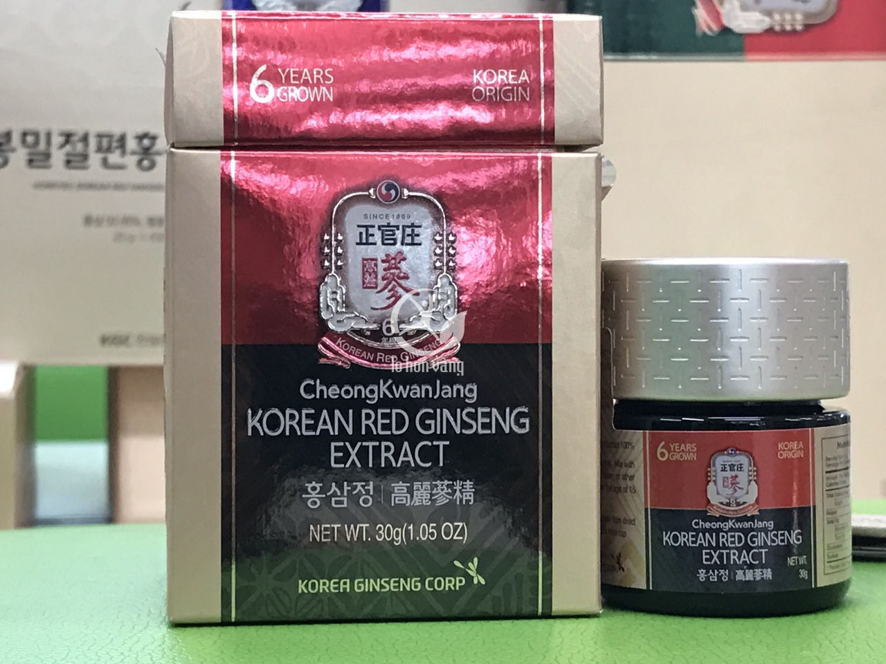 Cao hồng sâm KGC 1 lọ 30g được chiết xuất từ hồng sâm 6 năm tuổi 