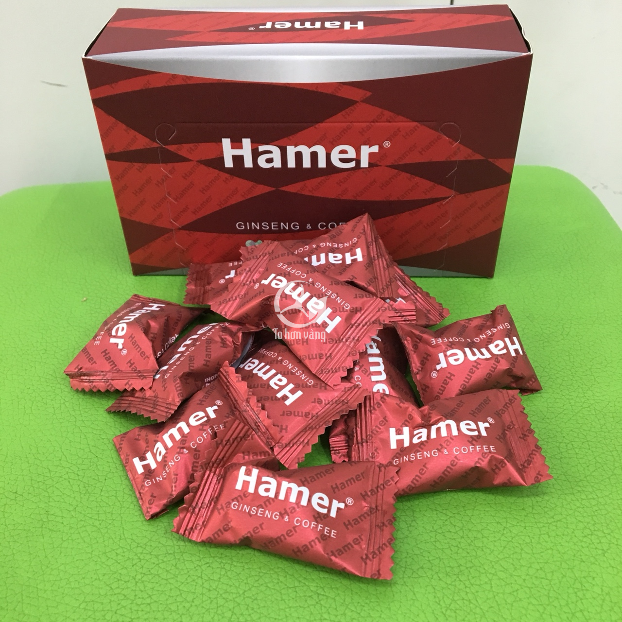 Kẹo sâm Hamer có nguồn gốc xuất xứ từ Mỹ với công nghệ sản xuất hiện đại được sản xuất tại Malaysia mang đến chất lượng vượt trội và yên tâm cho người dùng.