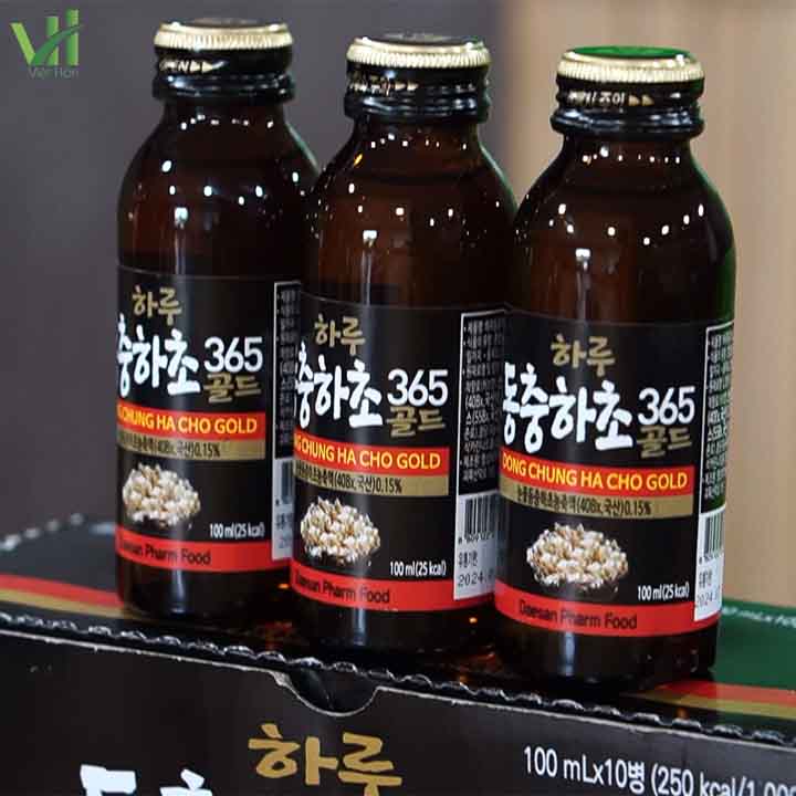 Hình ảnh sản phẩm Nước Đông Trùng Hạ Thảo Gold Daesan chai
