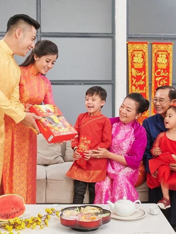 mùng 1 tết ông bà