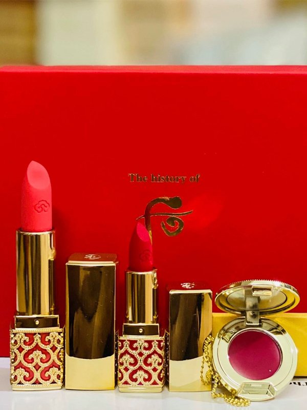 biếu quà tết cho sếp nữ