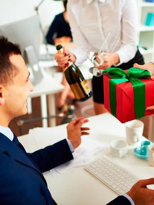 tết biếu sếp quà gì