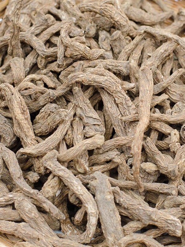 củ hồng sâm được sấy khô